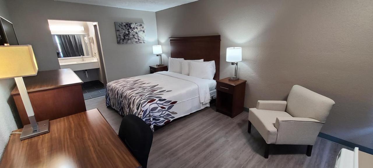 Red Roof Inn La Grange Dış mekan fotoğraf