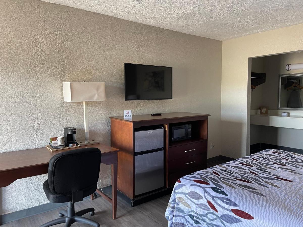 Red Roof Inn La Grange Dış mekan fotoğraf