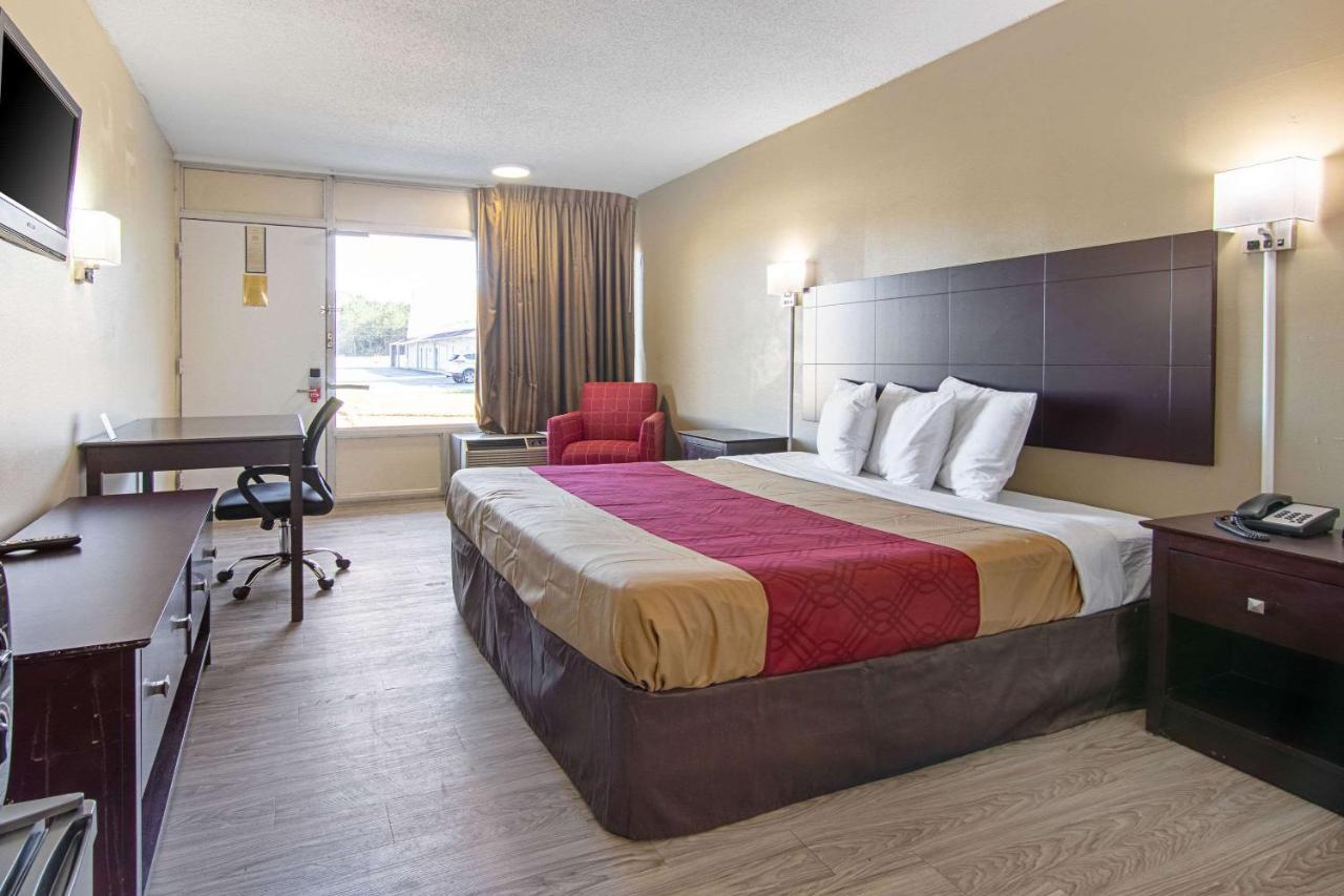 Red Roof Inn La Grange Dış mekan fotoğraf